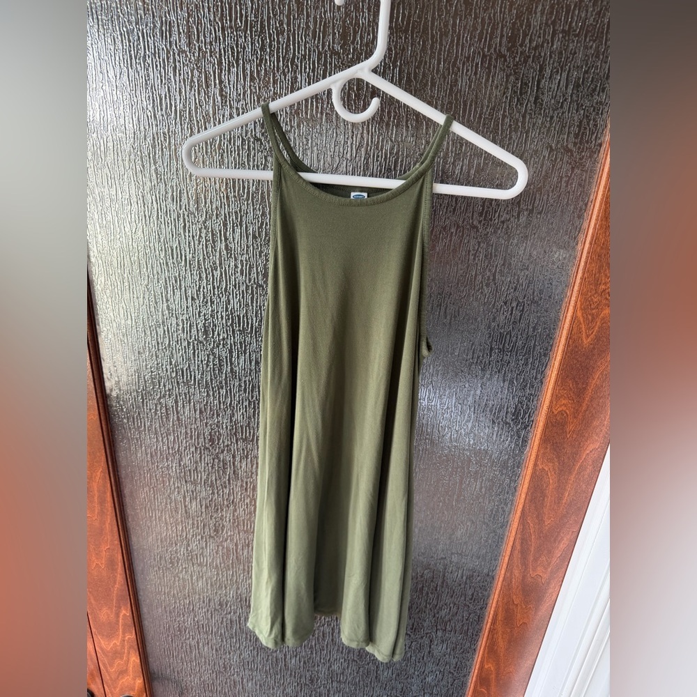 Easy Summer Staple 🌿 Old Navy Olive Mini Sundress | Medium